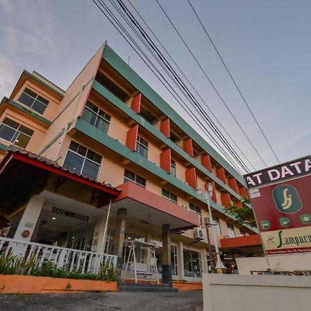 Oyo 2487 Sampurna Jaya Hotel Tanjung Pinang Dış mekan fotoğraf