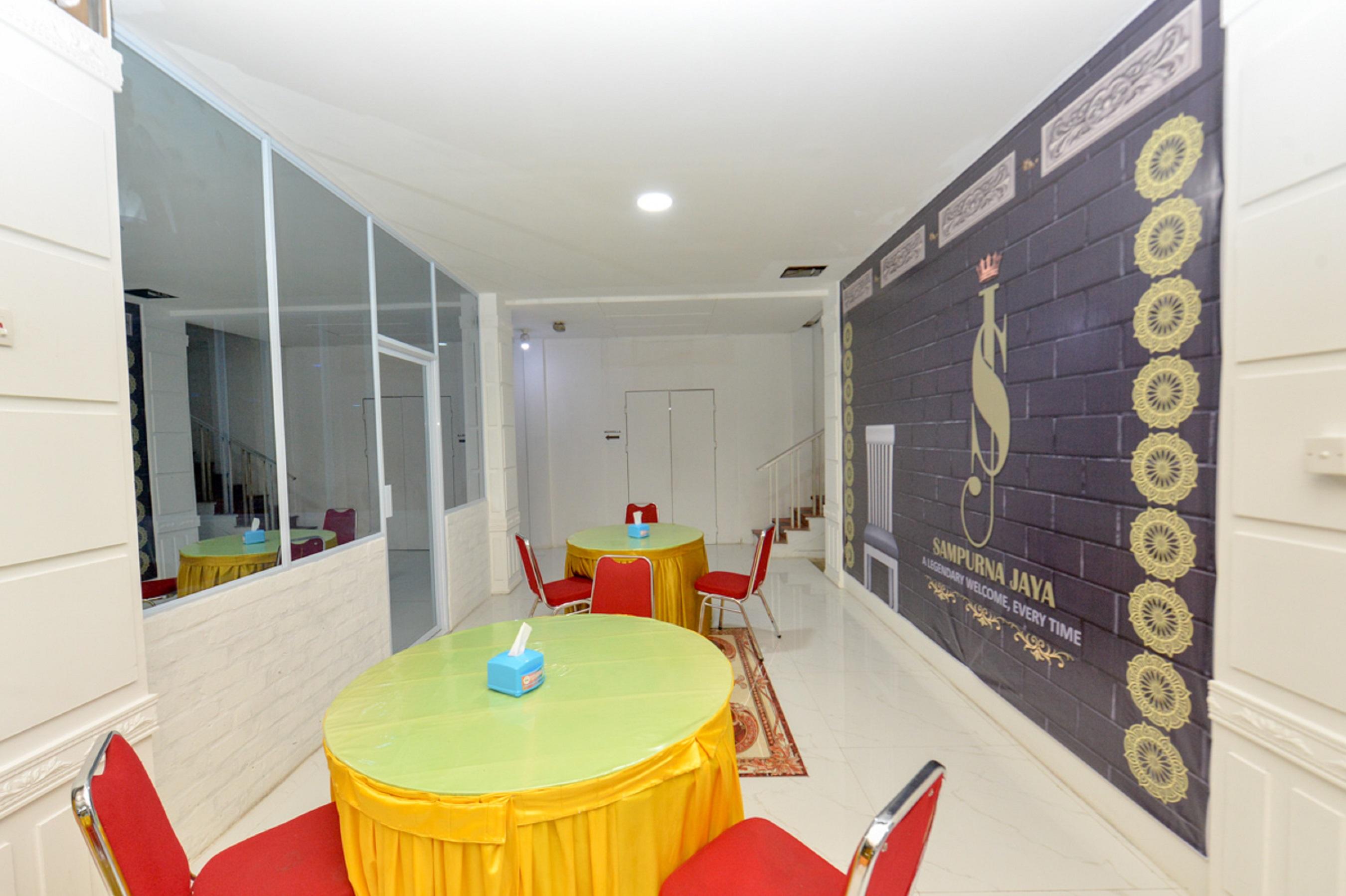 Oyo 2487 Sampurna Jaya Hotel Tanjung Pinang Dış mekan fotoğraf