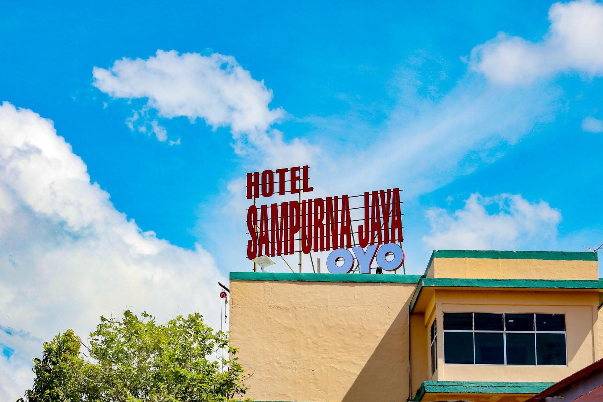 Oyo 2487 Sampurna Jaya Hotel Tanjung Pinang Dış mekan fotoğraf