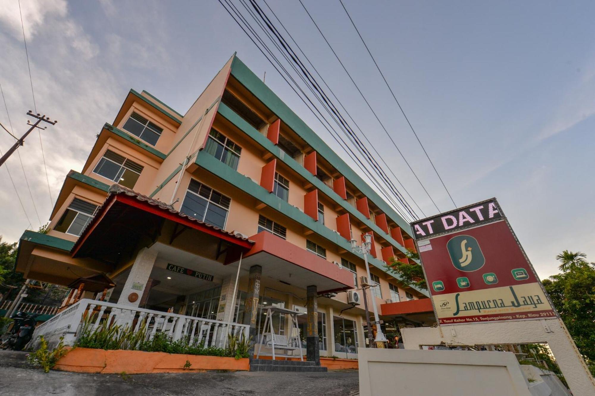 Oyo 2487 Sampurna Jaya Hotel Tanjung Pinang Dış mekan fotoğraf