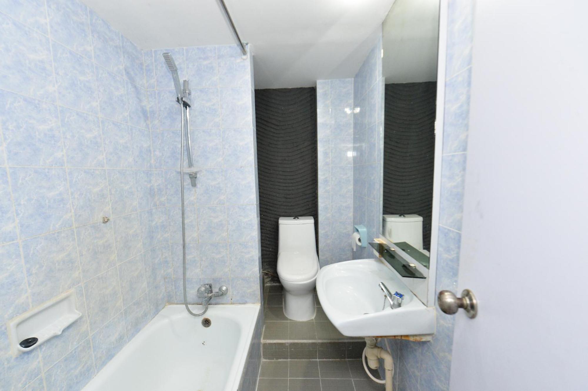 Oyo 2487 Sampurna Jaya Hotel Tanjung Pinang Dış mekan fotoğraf