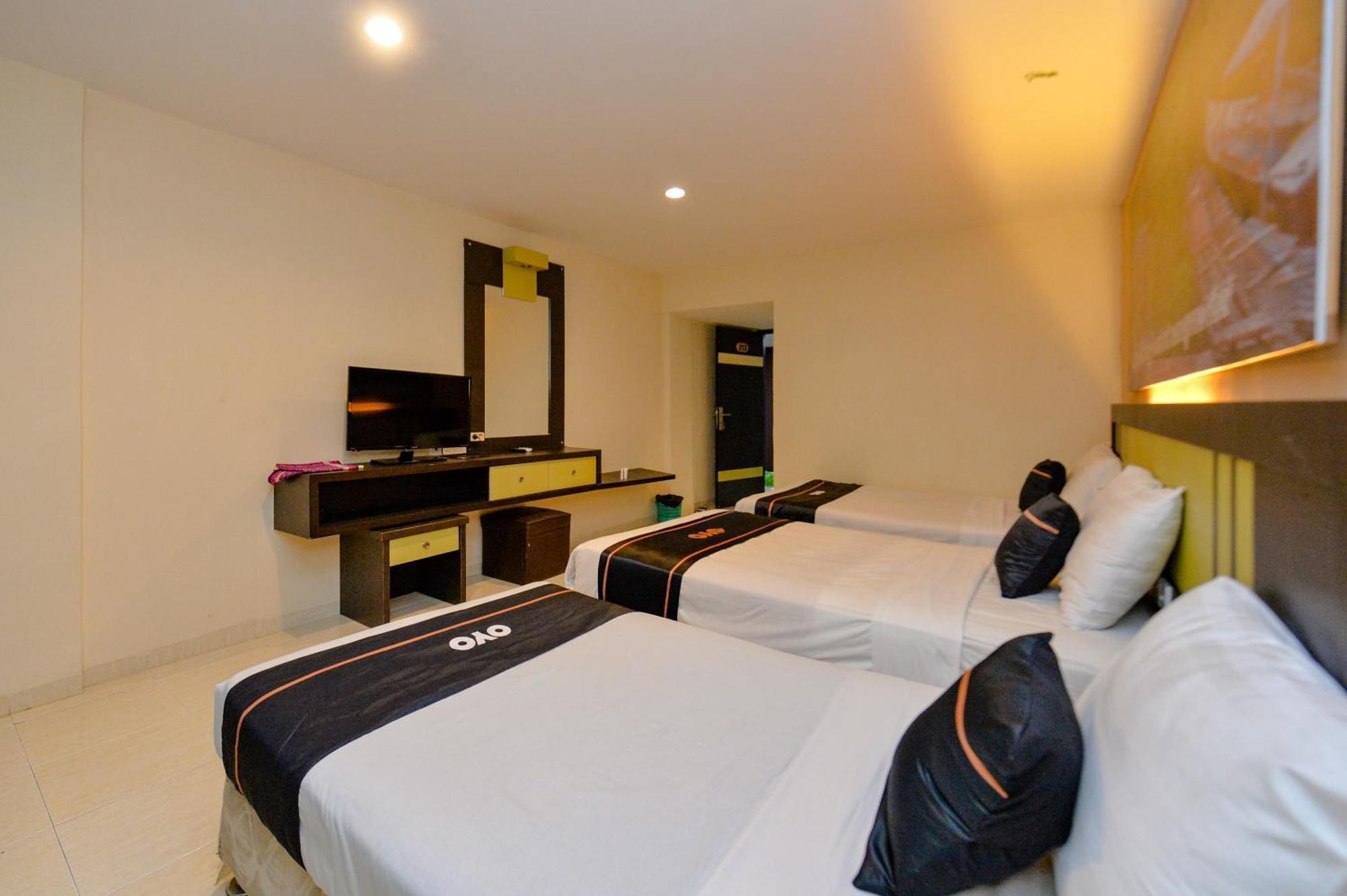 Oyo 2487 Sampurna Jaya Hotel Tanjung Pinang Dış mekan fotoğraf
