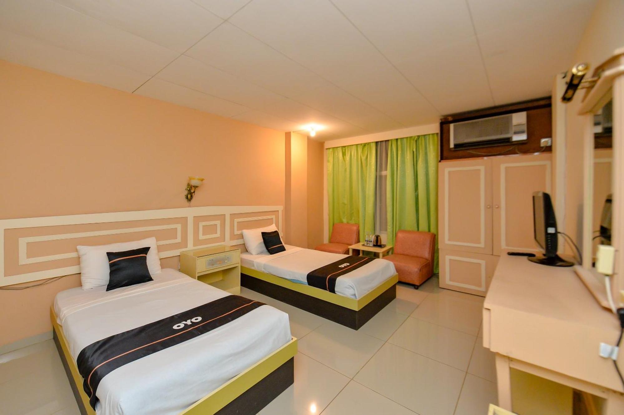 Oyo 2487 Sampurna Jaya Hotel Tanjung Pinang Dış mekan fotoğraf