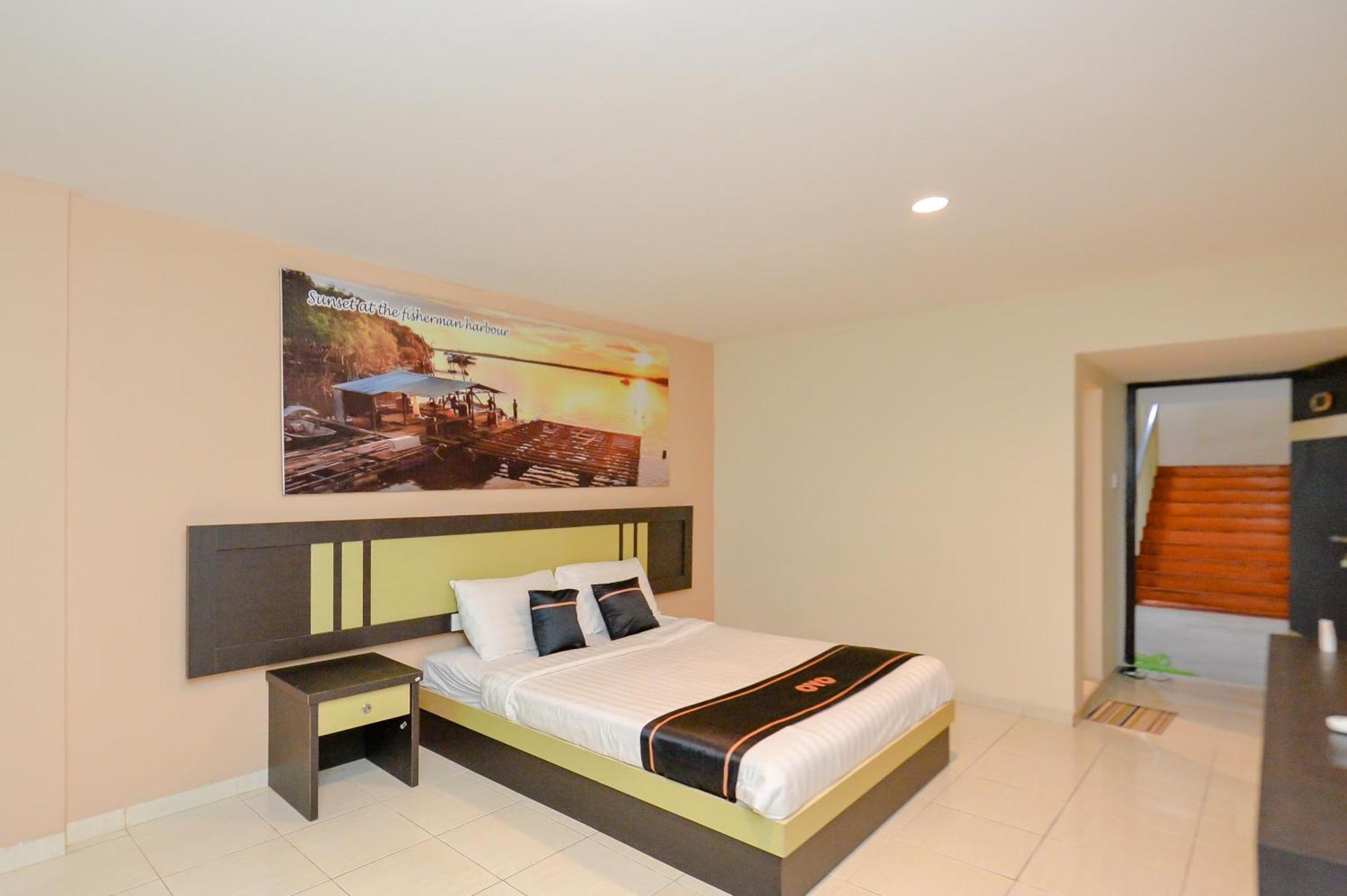 Oyo 2487 Sampurna Jaya Hotel Tanjung Pinang Dış mekan fotoğraf