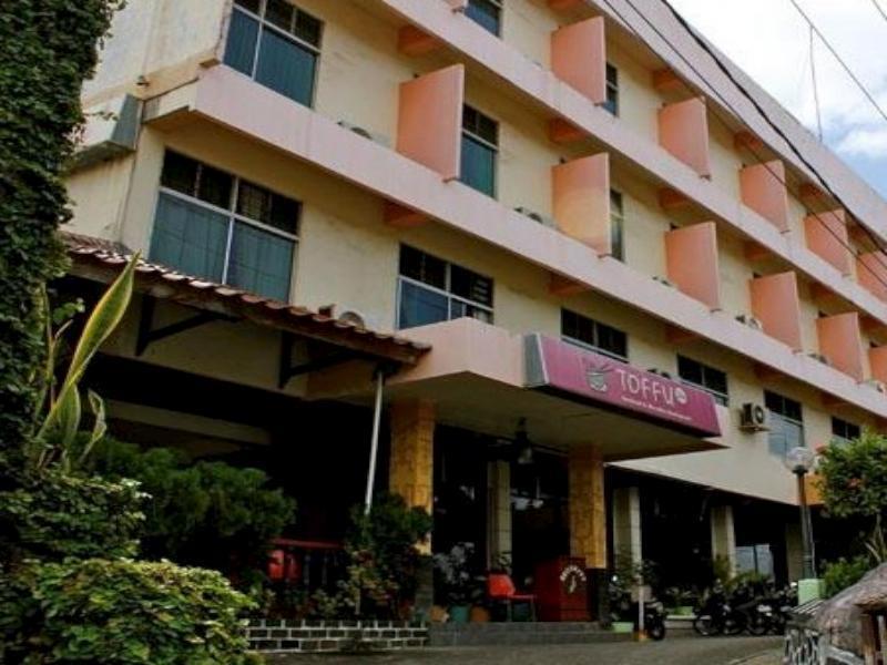Oyo 2487 Sampurna Jaya Hotel Tanjung Pinang Dış mekan fotoğraf