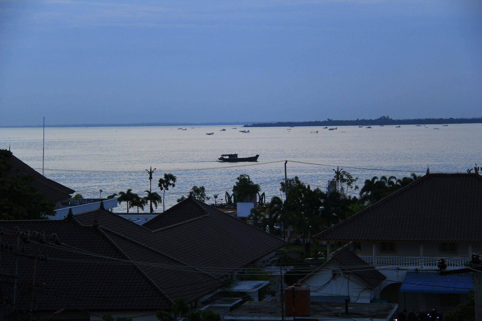 Oyo 2487 Sampurna Jaya Hotel Tanjung Pinang Dış mekan fotoğraf